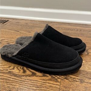 UGG Leisure Nomad Slide Slipper
